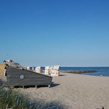 Schlafstrandkorb Nr. 1 Sierksdorf Buitenkant foto