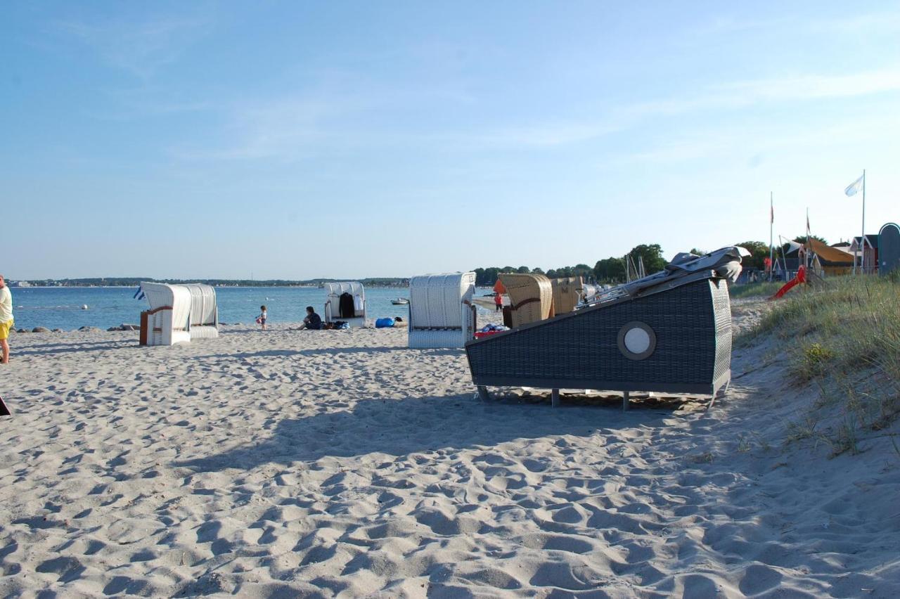 Schlafstrandkorb Nr. 1 Sierksdorf Buitenkant foto